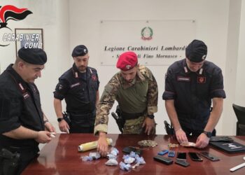 Carabinieri spaccio Cantù
