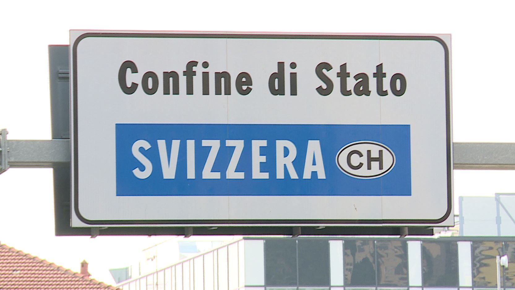 Varese prova a fermare la fuga dei professionisti in Svizzera: 6000 euro a chi andrà a vivere e lavorare nella provincia