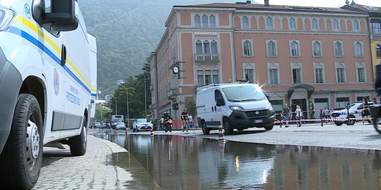 lungolago di Como allagato
