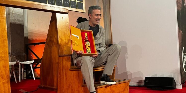 Con L'anniversario (Feltrinelli)