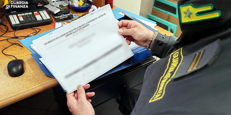 Notificati da GdF anche a dirigenti