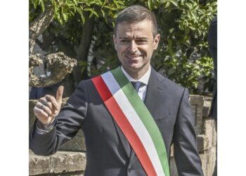 I sei indagati convocati non rispondono al gip