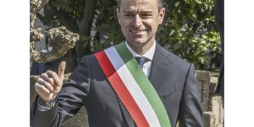 I sei indagati convocati non rispondono al gip