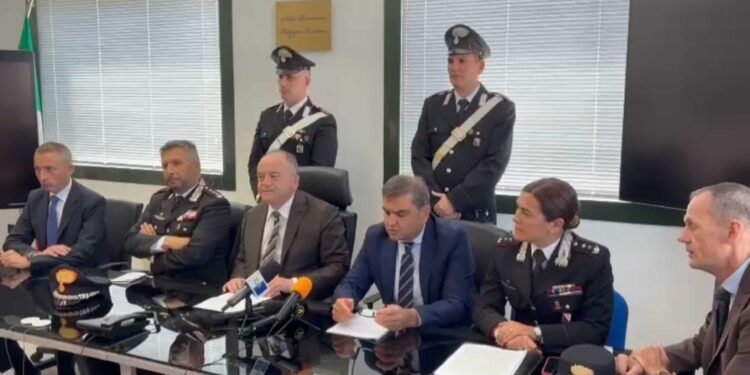 Con un complice accusato di riciclaggio ed estorsione