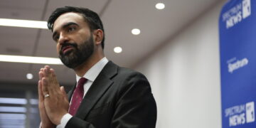 Deputato repubblicano chiede indagine su naturalizzazione