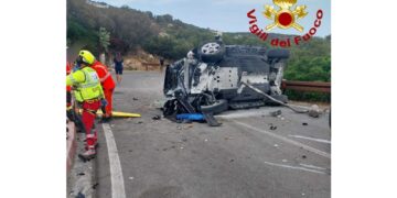 La Land Rover si ribalta nei tornanti di Abbiadori ad Arzachena