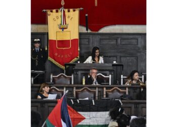 Mozione approvata all'unanimità