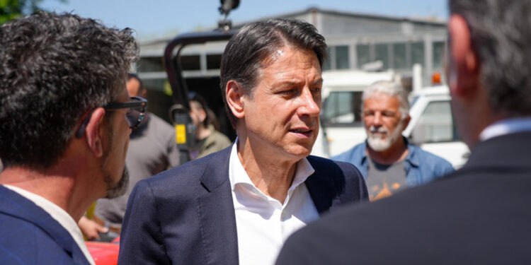 "Avvieremo un confronto con i territori per poi decidere a Roma"