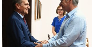 Il presidente grato per l'aiuto di Mosca contro il 'blocco' Usa