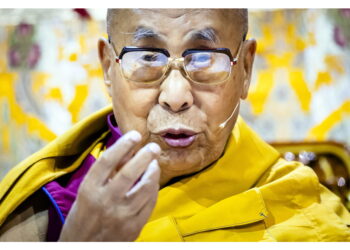 Per garantire continuità del ruolo di guida spirituale in Tibet