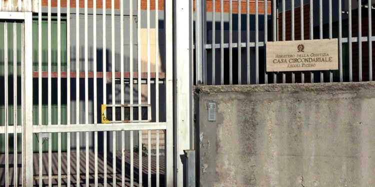 Ascoli. Sindacati agenti