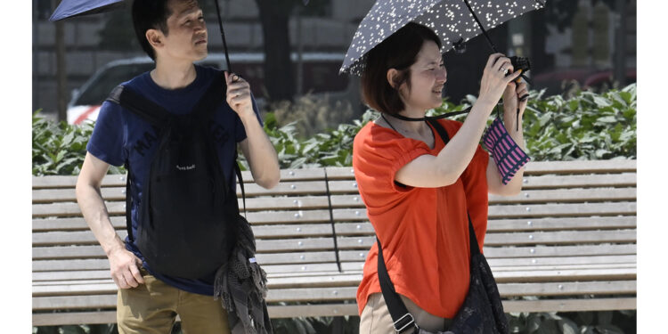 Da lunedì in tutta Italia sole e caldo