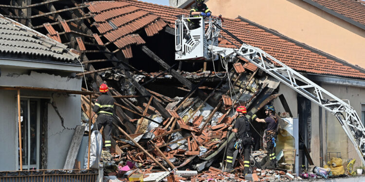 Vigili del fuoco impegnati questa mattina