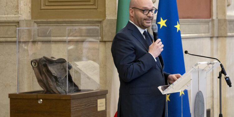 Rivolgo un sentito ringraziamento a Sua Santità Papa Leone XIV