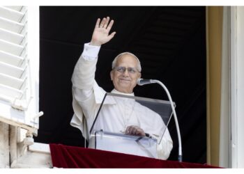 A Villa Barberini si è affacciato per salutare la gente