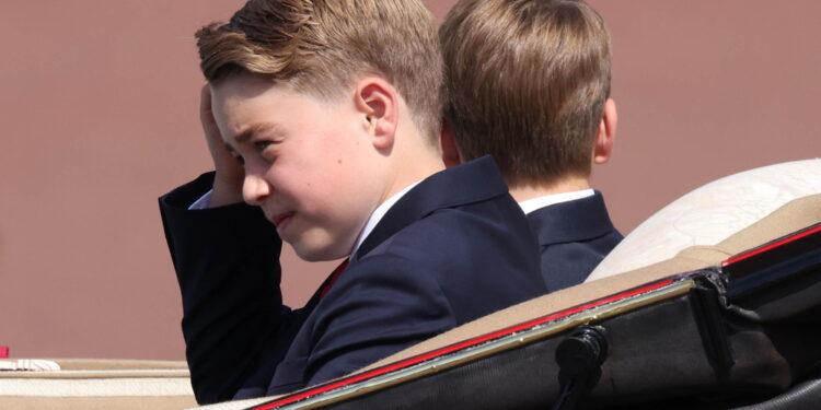 Gli auguri di Will e Kate e di re Carlo sui profili social