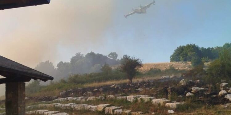 Vigili del Fuoco al lavoro da ieri