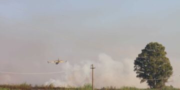 A Manfredonia questa mattina arrivato un secondo canadair