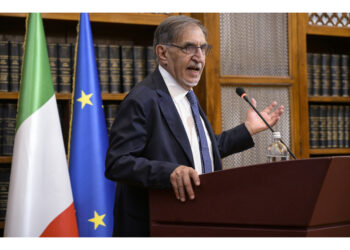 "La politica doveva capire che il percorso era sbagliato"
