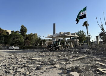 'Nel mirino la zona attorno all'aeroporto militare di Mazzeh'