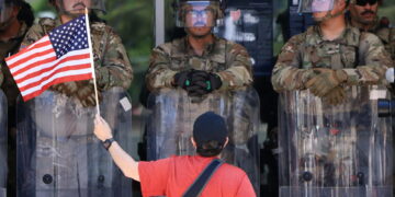 Sindaca Bass: 'operazione militare