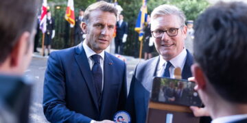 Dossier respingimenti domina attenzione media Gb sulla visita