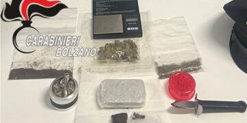 Sorpresi con circa 120 grammi tra marjuana ed hashish