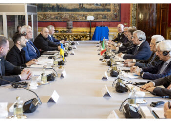Contro "politiche antagonistiche e di aggressione"