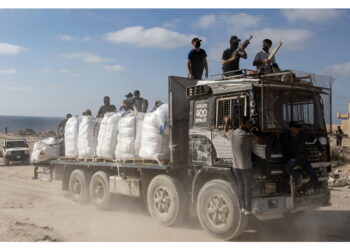 Al-Qahera News: 'attraverso il valico di Rafah'
