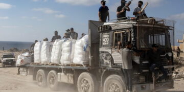 Al-Qahera News: 'attraverso il valico di Rafah'