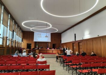 Ci sono 15 imputati tra i "colletti bianchi"