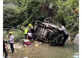 Finito nel greto del torrente Agno dopo un volo di 10 metri