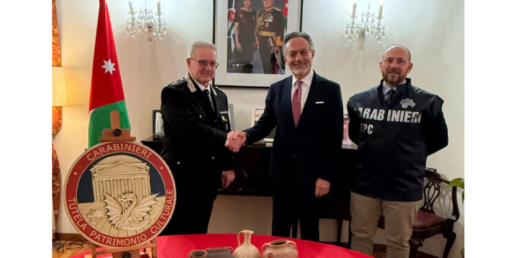 Indagine dei carabinieri Nucleo Tutela del Patrimonio Culturale