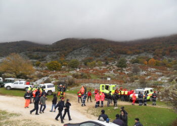 In campo personale esperto in operazioni in ambienti impervi