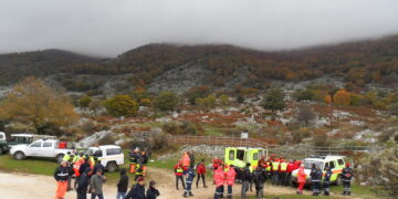 In campo personale esperto in operazioni in ambienti impervi