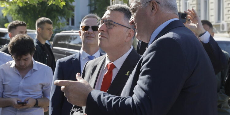 Ministro israeliano