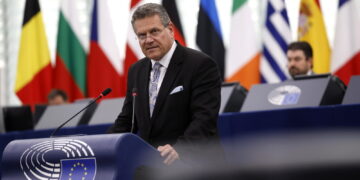 'Nel pomeriggio la Commissione informerà i Paesi membri'