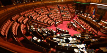 Si tratta del secondo via libera. Le opposizioni protestano