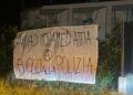 Inneggia a egiziano che bruciò auto Polizia