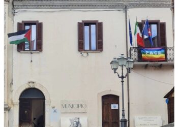 Il paese molisano sollecita il riconoscimento dello Stato