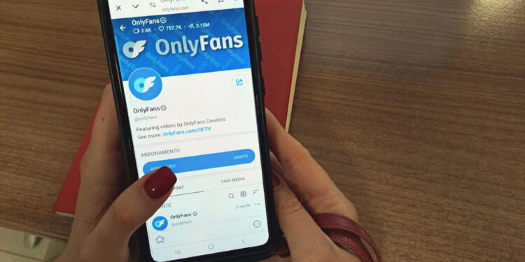 Rivolta sulle piattaforme specializzate come Onlyfans