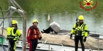 Recuperato dai vigili del fuoco nei pressi del Ponte della Becca