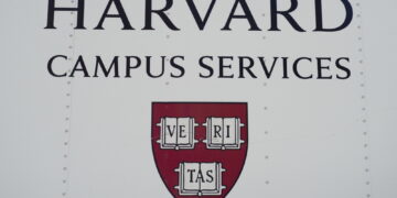 Rubio ha informato il presidente del college in una lettera
