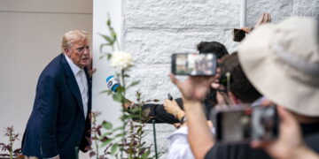 'Acquista armi e energia da Russia nonostante guerra in Ucraina'
