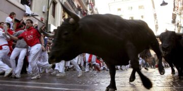 Nella seconda corsa di San Firmino altri 6 partecipanti contusi
