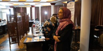 A Kabul cerimonia del premio ideato dalla ong Nove Caring Humans