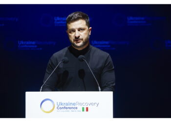 Leader ucraino ringranzia l'Ue per tutti i pacchetti approvati