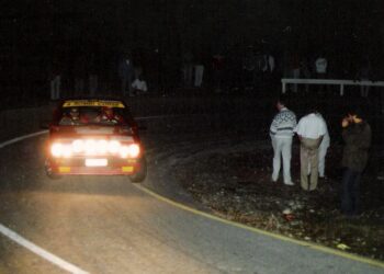 Un passaggio, al tornante sinistro della Valle di Ponzate, della prova Camnago-Civiglio ad inizio anni '90