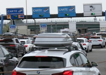 Rallentamenti alla barriera della A9 alla barriera di Grandate