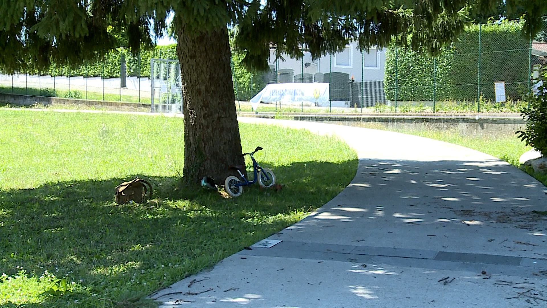 Capiago, rumori nel parco dei bambini: residente infastidito contro il Comune